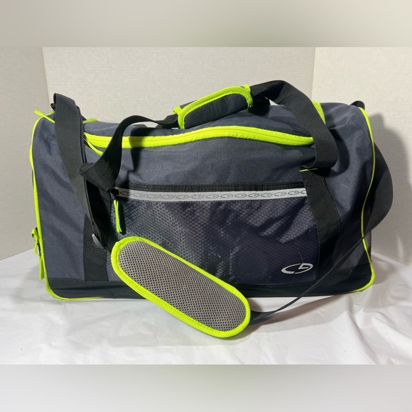 Champion Duffle Bag Tote Shoulder Adj. Strap Double Handles Shoe Compartment - Picture 1 of 7